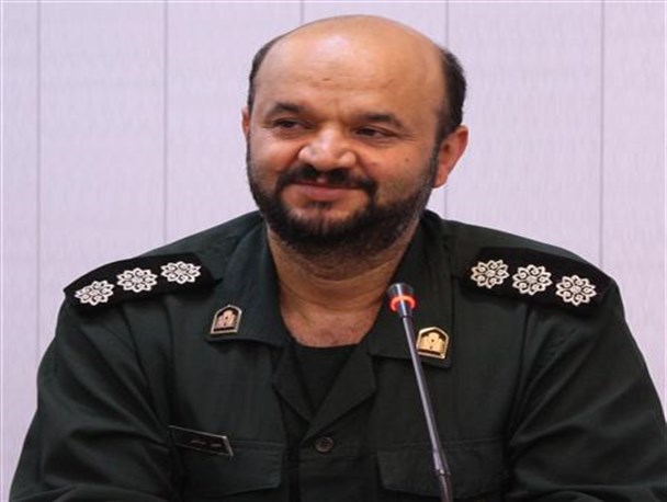 برخی خواص داخلی شعور سیاسی ندارند و خلاف فرمان رهبر عمل می‌کنند