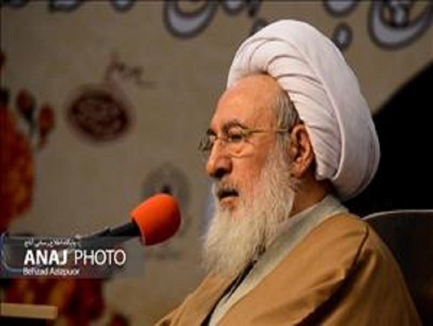 دولت باید از ورود اتباع آمریکایی به کشور جلوگیری کند/ مردم ایران پاسخ ترامپ را در راهپیمایی 22 بهمن می‌دهند/ نظامِ ناقص اسلامیِ فعلی با نظام زمان طاغوت قابل قیاس نیست