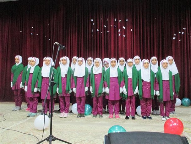 جشنواره هنرهای آوایی دیر آغاز شد