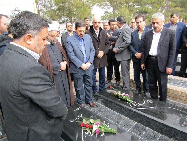 استاندار سمنان مرزهای خوش خدمتی به رئیس جمهور را جابجا کرد + عکس