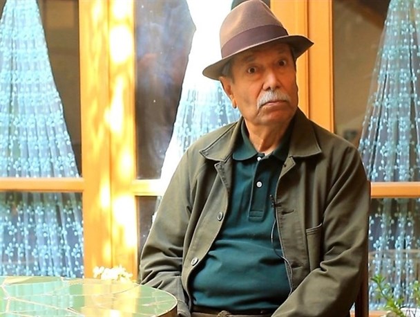 علی نصیریان، خاطرات جوانی خود را در سنگلج زنده کرد+فیلم