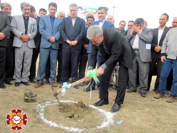 کلنگ زنی پروژه احداث میدان کمربندی و تعریض پل شهید باهنر  آق قلا + تصاویر