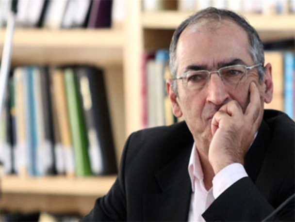صادق زیبا کلام به دانشگاه صنعتی ارومیه می رود