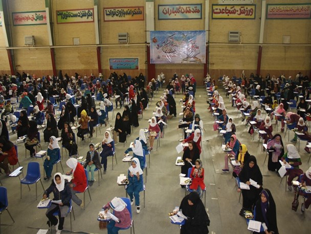 رقابت 800 حافظ ملایری در آزمون طرح تربیت حافظان قرآنی+تصاویر