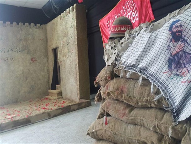 نمایشگاه عکس لاله‌های زهرایی در دانشگاه آزاد رامسر