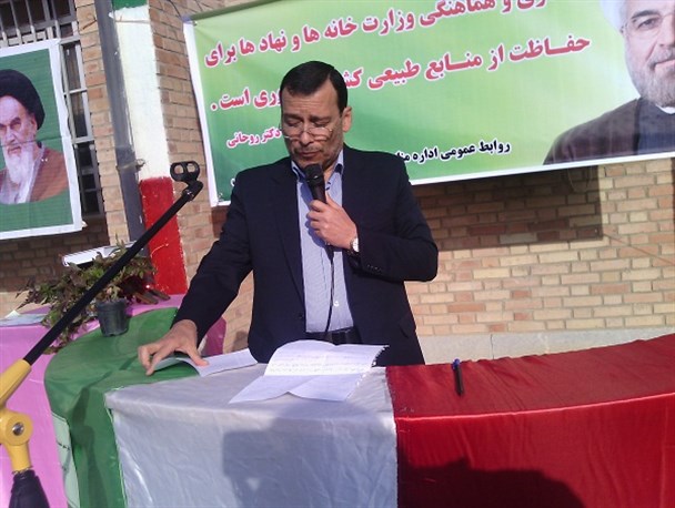 مراسم روز درختکاری در مدرسه نیایش شهر خورموج برگزار شد
