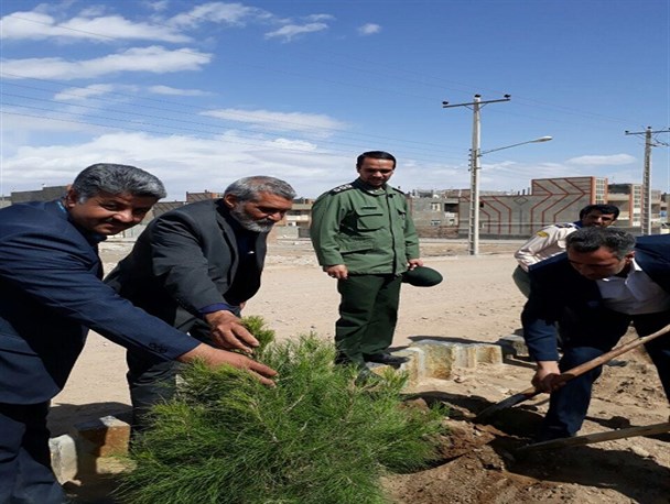 مراسم روز درختکاری درسربیشه برگزار شد/ تصویری