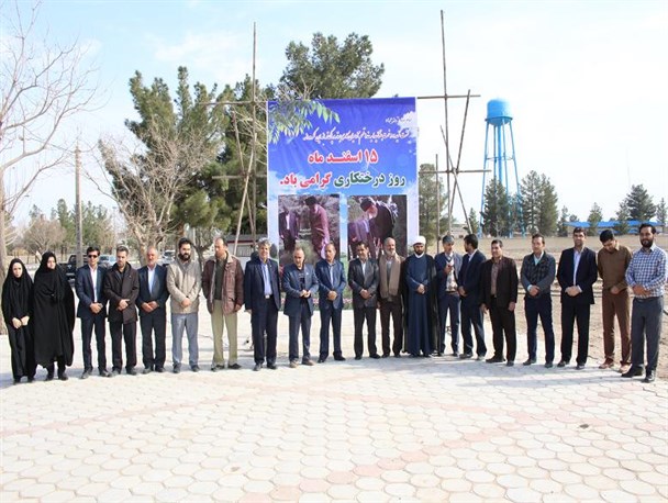 پارک امام(ره) سرخس به نخستین پارک «رایحه درمان» کشور تبدیل می شود