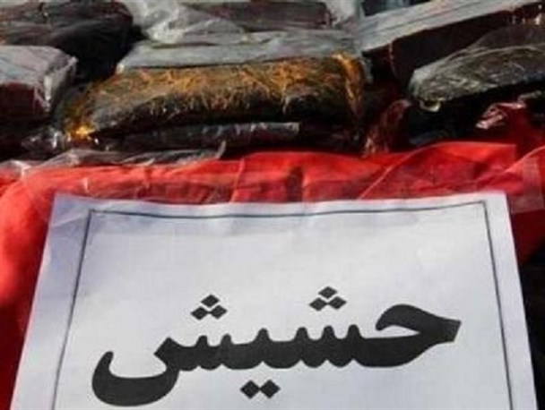 کشف ۱۱۸کیلوگرم مواد مخدر از یک خودرو یدک کش در بافت