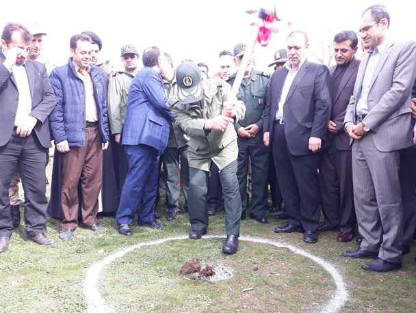 مرکز فرهنگی و باغ موزه دفاع مقدس در کردستان کلنگ زنی شد/ سردار رجبی: شهدای کردستان همچنان مظلوم هستند