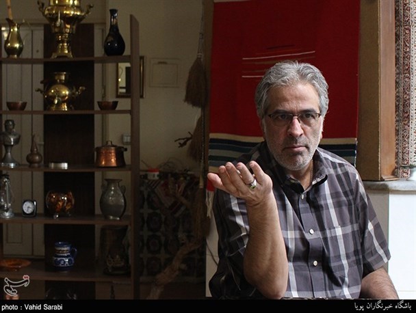 اکبر نبوی: از امثال تهمینه میلانی توقعی نیست!