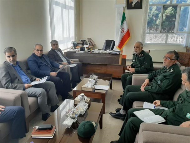 بسیج و سپاه همواره یاری‌گر دانشگاه علوم پزشکی بودند