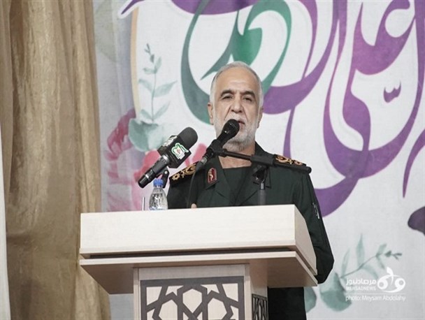 دیپلماسی بدون قدرت هیچگاه موفق نخواهد بود/ سپاه پاسداران هم با قدرت است و هم با حکمت