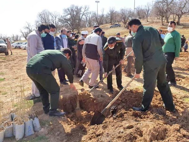 سردار مثنوی: سپاه با تکیه بر بخش های تخصصی خود تهدیدات علیه منابع طبیعی را خنثی می کند+تصاویر