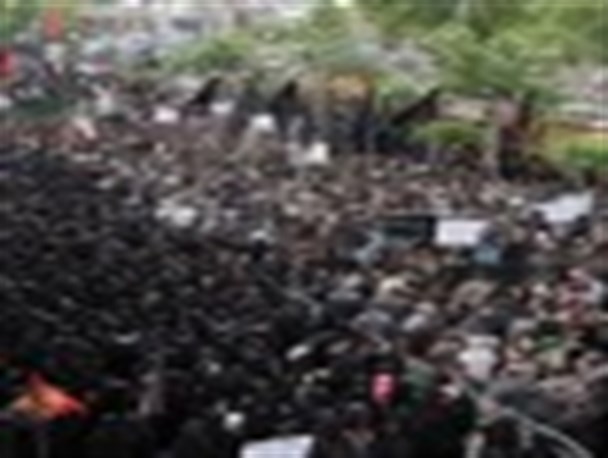 حرکت دسته های عزاداران فاطمی در ساوه