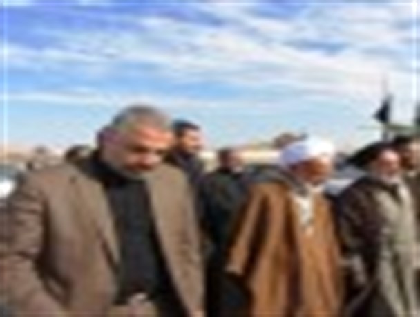 فرماندار مردمی ساوه رفتنی شد