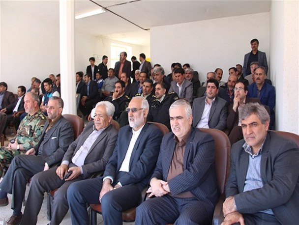 حضور مسئولین کشوری ، استانی و شهرستانی در کشتی گود چشمه زینل خان اسفرای