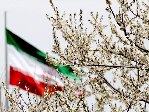 تصاویری زیبا از شکوفه های بهاری کوچه باغ های همدان