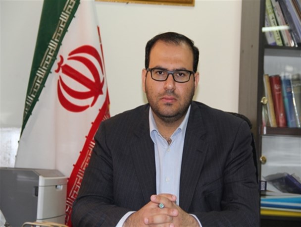 اجرای موسیقی محلی برای گردشگران در روزهای پایانی تعطیلات نوروز