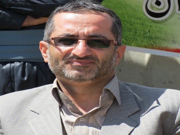 پیگیری جذب اعتبارات لازم برای چمن مصنوعی زمین فوتبال گشکی