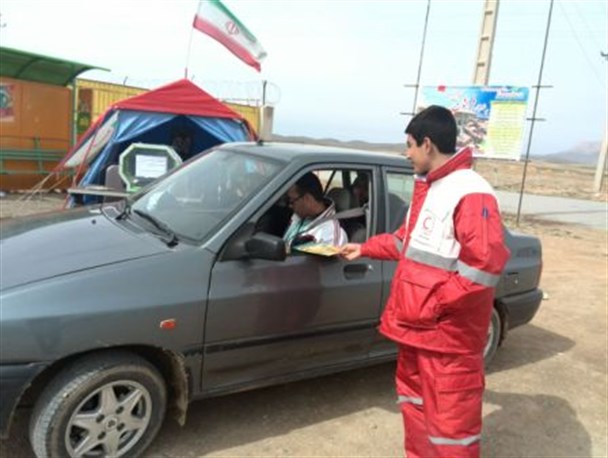 30670 مسافر نوروزی از خدمات ایمنی و سفر هلال احمر تفرش استفاده کرده اند