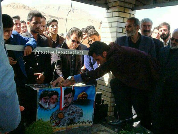 حسین کیهانی مدال آسیایی خود را به اولین شهید مدافع حرم سنقر تقدیم کرد+تصاویر