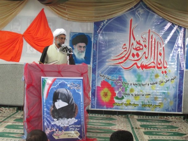 جشن میلاد کوثر شهرستان کمیجان برگزار شد