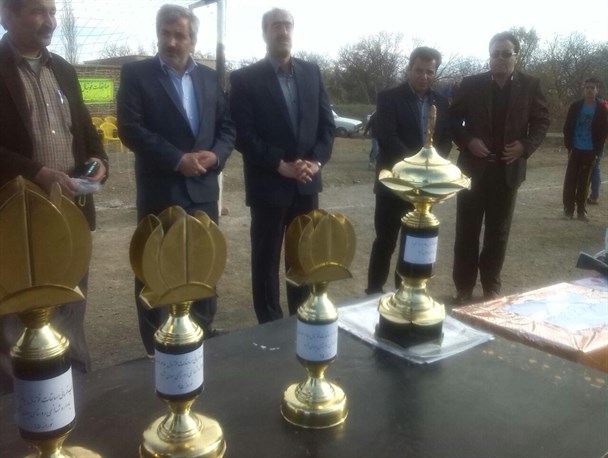 تصاویرجام نوروزی بخش مرکزی روستای جهان ابا در نهاوند