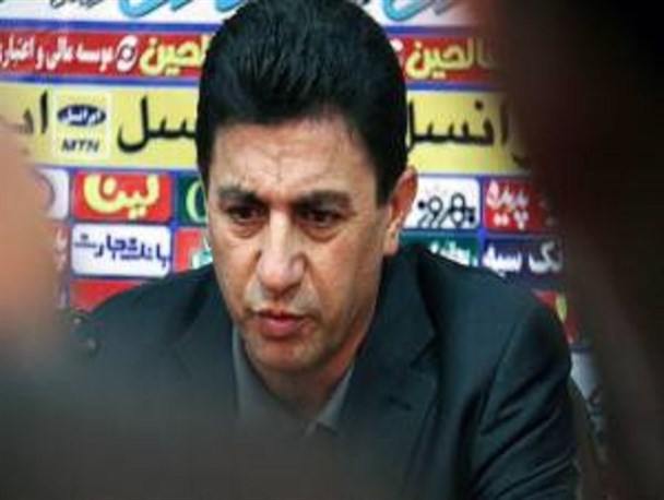 با انتخاب عمان ما ضرر کردیم / فدراسیونی‌ها انرژی و وقت لازم را برای مسئله فوتبال ایران با عربستان نگذاشتند