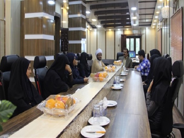 تجلیل از بانوان کارمند در مدیریت بنادر و دریانوردی غرب هرمزگان