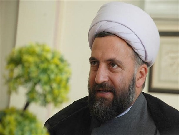 مردمی بودن و حضور پرشور جوانان از شاخصه های مراسم اعتکاف است