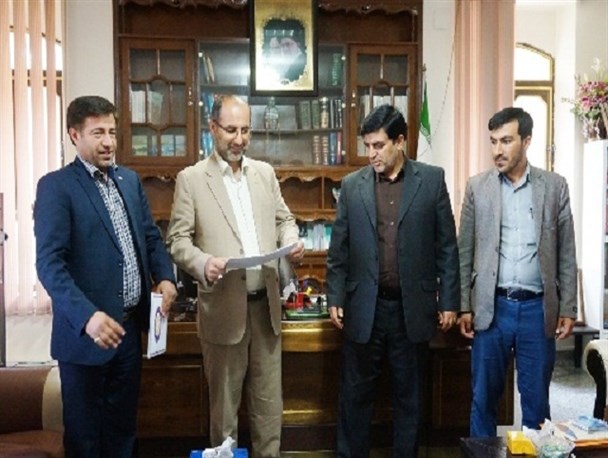 رییس جدید اداره ثبت احوال اندیمشک طی مراسمی با حضور فرماندار این شهرستان معرفی شد