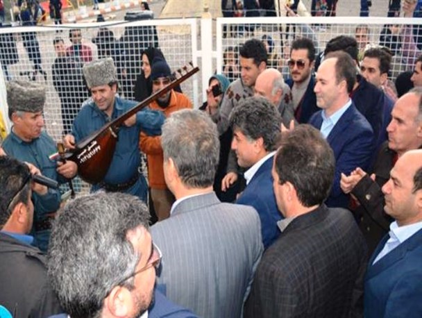 ورود 14هزار گردشگر آذربایجانی به استان از پایانه مرزی بیله‌سوار