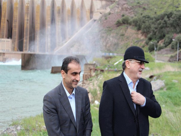 بازدید استاندار گیلان از سد سفید رود