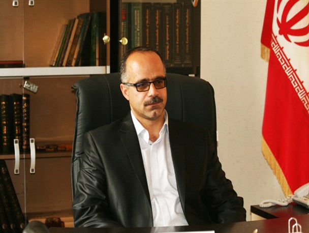 توزیع ۲۰۰۰ جلد کتاب در بین مسافرین نوروزی