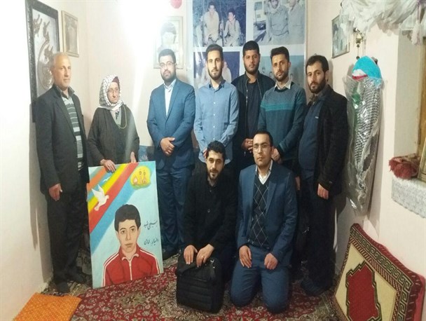 دیدار جمعی از فعالین فرهنگی شهرستان ماسال با مادر شهید دانیار امامی