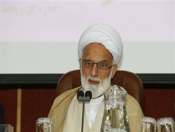 وابستگی به درآمدهای نفتی از مشکلات اقتصادی کشور است/ حمایت از کالای ایرانی وظیفه همه است