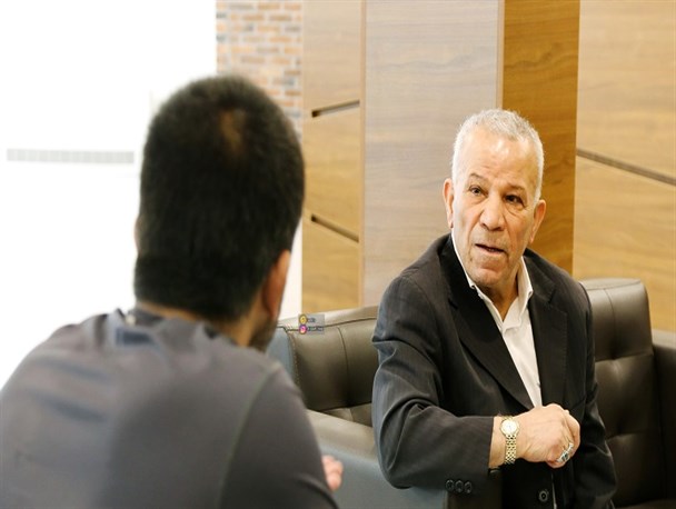 قهرمان وزنه برداری جهان و المپیک در فدراسیون کشتی/ دیدار نصیری با دبیر