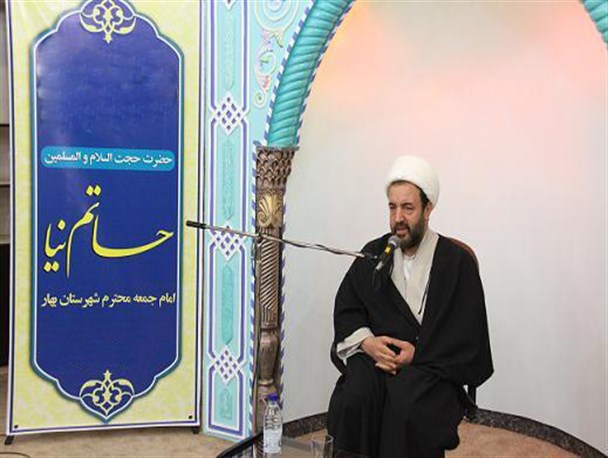 معلمان از مصادیق بارز امر به معروف و نهی از منکر هستند