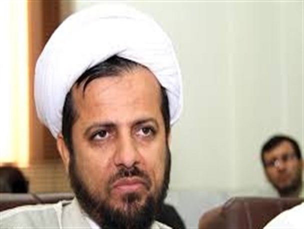 ظریف در پیام تبریک دادن به عربستان، کار اشتباهی کرده است