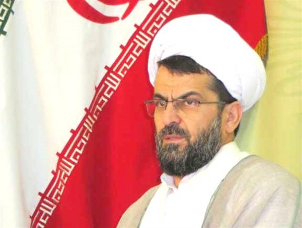 مواضع نماینده ولی فقیه در استان، مواضع همه ائمه جمعه استان البرز است/ اگر مسئولی خودش را در راستای مخالفت با نظام ولایی قرار بدهد، مشروعیت ندارند