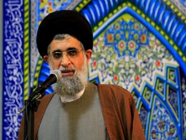 توهین به کارگران نه در شأن آنها و نه در شأن مسئولان نظام بود/ کارگران پرچم دار میدان اقتصادی هستند