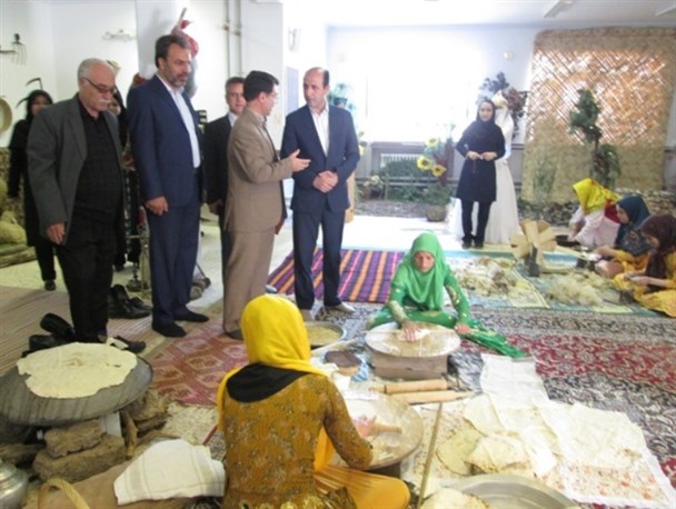 نمایشگاه زندگی روستایی و عشایری در پلدشت+ تصاویر