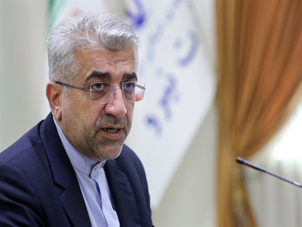 بهره‌برداری از ۲۵۰ پروژه آب و برق در سال جهش تولید/مهلت پرداخت قبوض آب و برق تمدید نخواهد شد