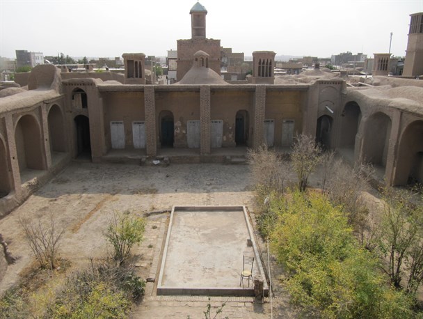 ۱۳ اثر تاریخی رشتخوار در انتظار ثبت ملی