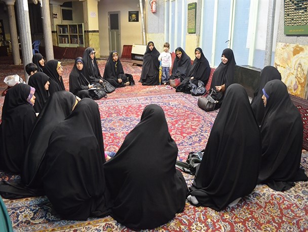 برگزاری دوره های مهارتی کانون های فرهنگی مساجد گامی در جهت تحقق اقتصاد مقاومتی است
