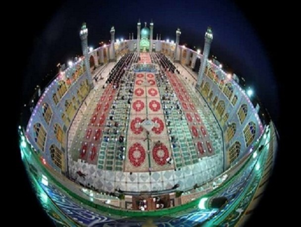 آران و بیدگل میزبان آیین جزءخوانی در سحرگاه رمضان می‌شود