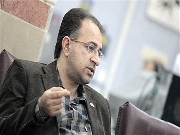 شرایط زندگی برای افزایش ماندگاری نخبگان در خوزستان باید بهبود یابد