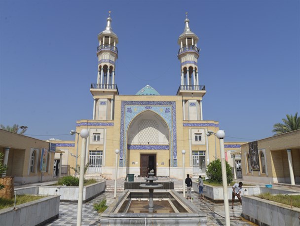 مسجد جامع ابوموسی غبارروبی شد