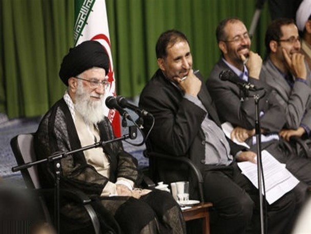 7 شاعر خوزستانی در دیدار رمضانی مقام معظم رهبری با شاعران حاضر می‌شوند